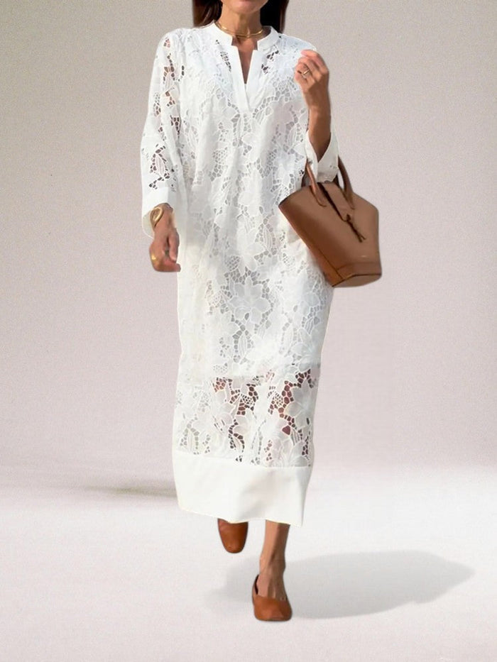 EP | Robe longue raffinée aux finitions ajourées dans un style sophistiqué