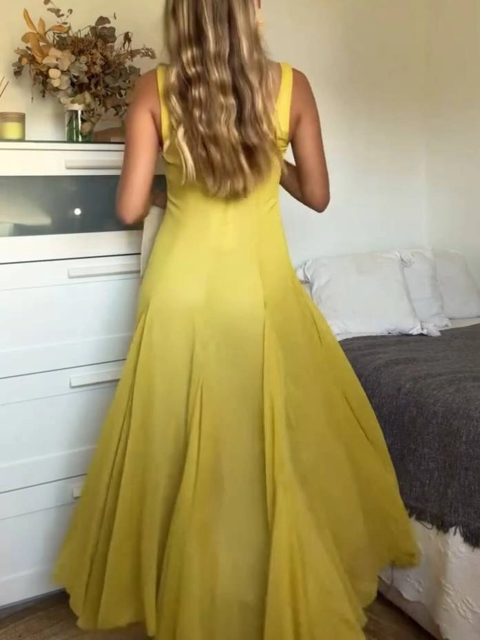 EP | Robe longue tendance avec encolure carrée et bretelles pour un look décontracté chic