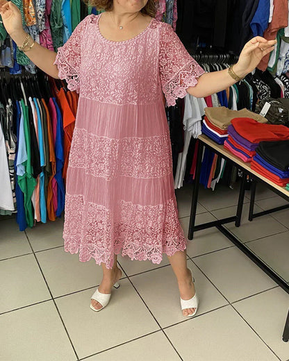 EP | Robe midi intemporelle en dentelle