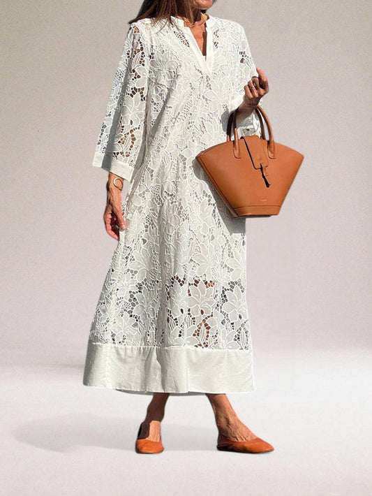 EP | Robe longue raffinée aux finitions ajourées dans un style sophistiqué