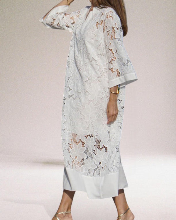 EP | Robe longue raffinée aux finitions ajourées dans un style sophistiqué