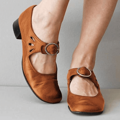 ND | Chaussures à talons bas avec boucle