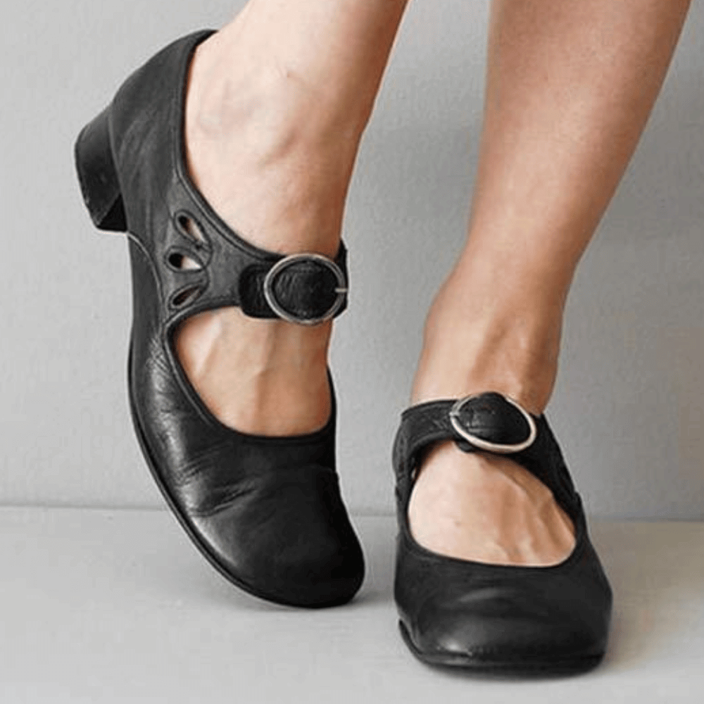 ND | Chaussures à talons bas avec boucle