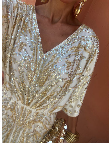 EP | Robe longue moderne et élégante à manches larges pour un look raffiné